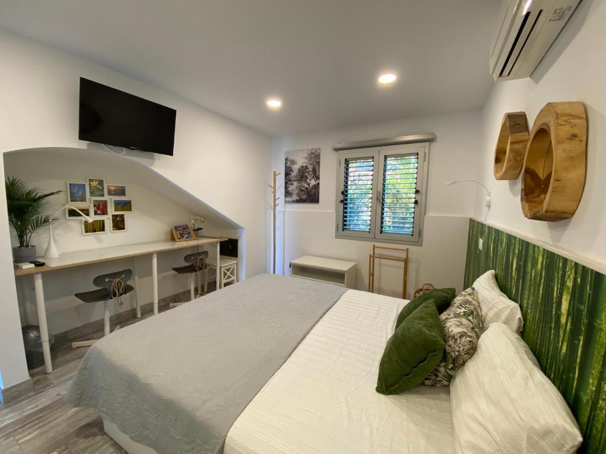 First Beachline Deluxe With Garden And Terrasse In Sun Club San Bartolomé エクステリア 写真
